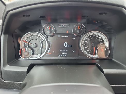 Used 2022 RAM 1500 Classic Warlock w/ Electronics Group image 13