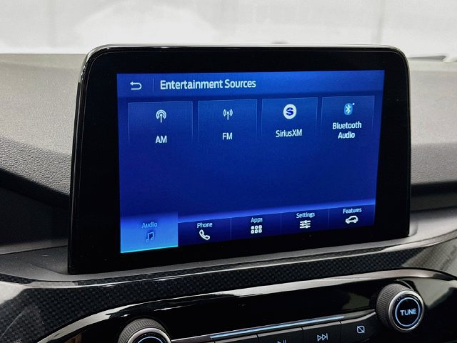 Certified 2025 Ford Escape ST-Line AWD/4WD image 14