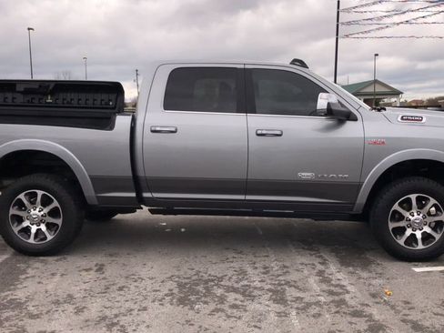Used 2022 RAM 2500 Limited image 9
