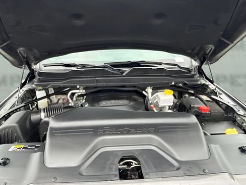 Used 2025 RAM 2500 Big Horn AWD/4WD image 25