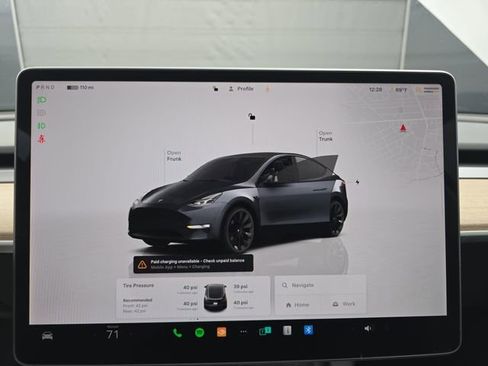 Used 2023 Tesla Model Y Long Range AWD/4WD image 31