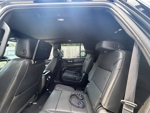 Used 2024 GMC Yukon Denali w/ Denali Reserve Package AWD/4WD image 15