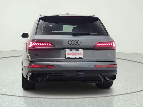 Used 2024 Audi Q7 3.0T Prestige w/ Prestige Package AWD/4WD image 6