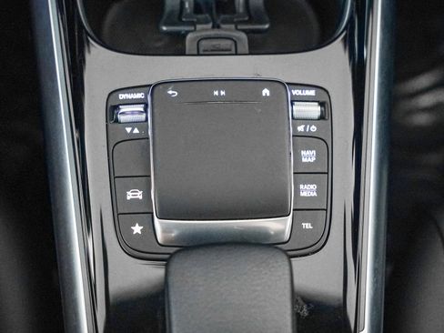 Certified 2023 Mercedes-Benz GLA 250 image 19