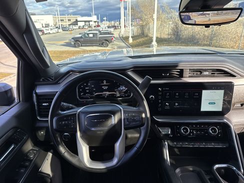 Used 2024 GMC Sierra 3500 Denali w/ Denali Reserve Package image 16