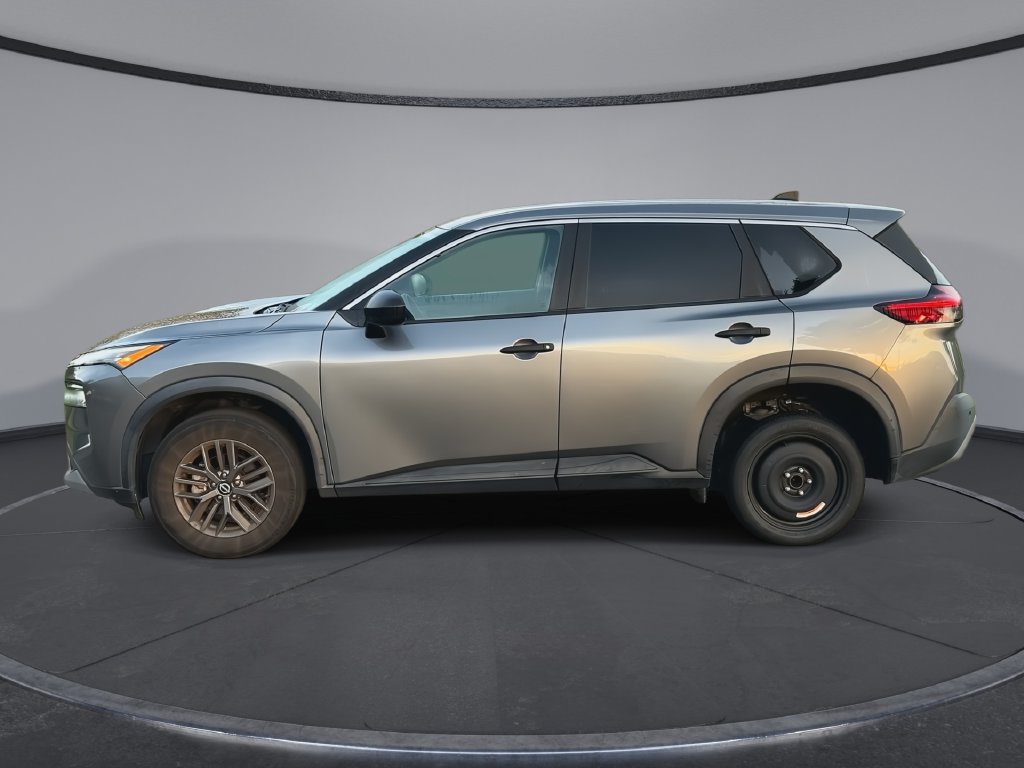 Used 2023 Nissan Rogue S FWD image 5