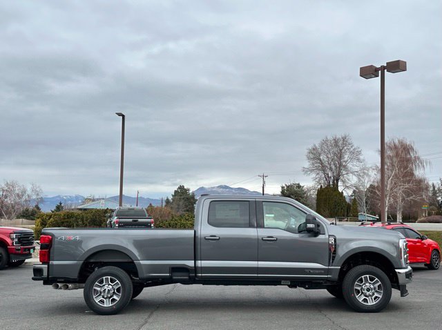 New 2026 Ford F350 Lariat AWD/4WD image 2