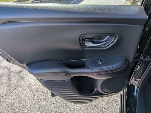 Used 2025 Honda HR-V Sport image 25