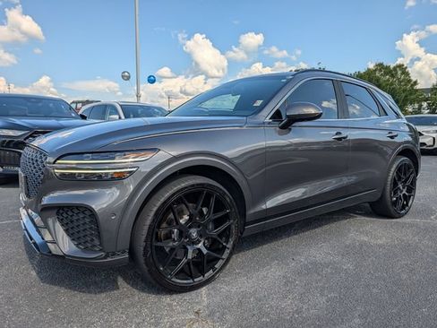 Used 2022 Genesis GV70 3.5T AWD/4WD image 15