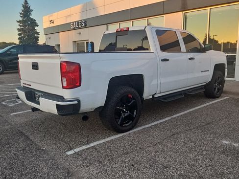 Used 2017 Chevrolet Silverado 1500 LTZ Z71 w/ Redline Edition AWD/4WD image 2