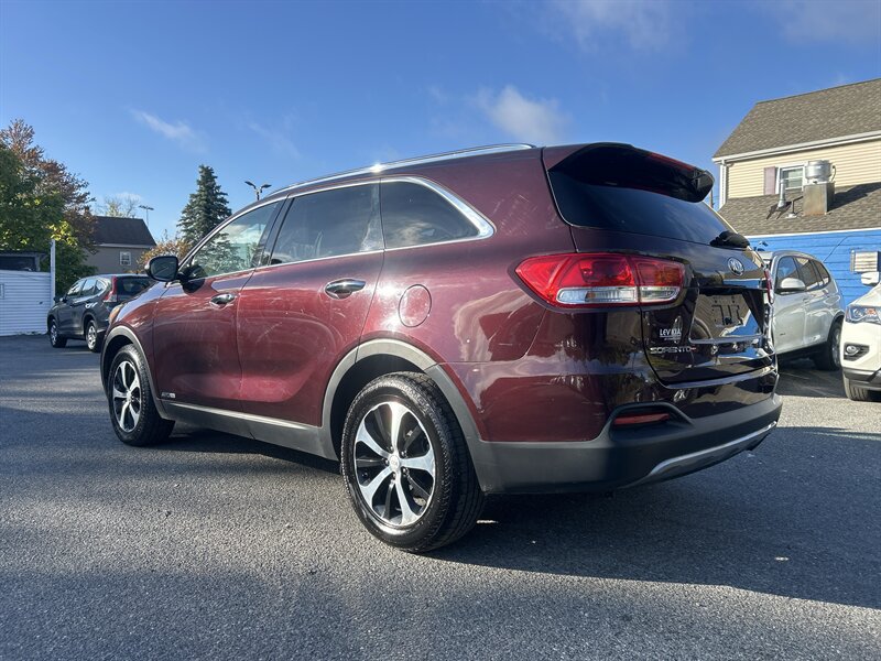 Used 2016 Kia Sorento EX w/ EX Touring Package AWD/4WD image 6