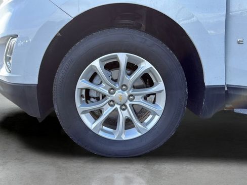 Used 2021 Chevrolet Equinox LT w/ Driver Convenience Package image 37