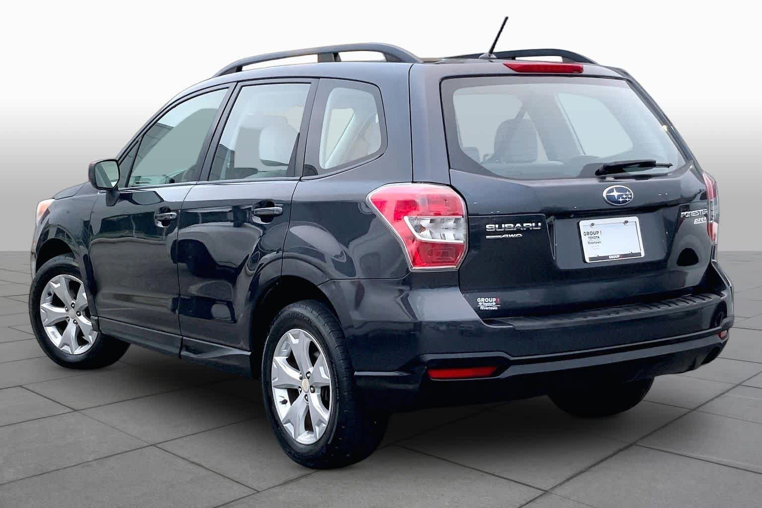 Used 2015 Subaru Forester 2.5i w/ Popular Package #2 AWD/4WD image 10