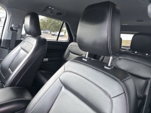 Used 2023 Ford Explorer XLT w/ Equipment Group 202A image 12