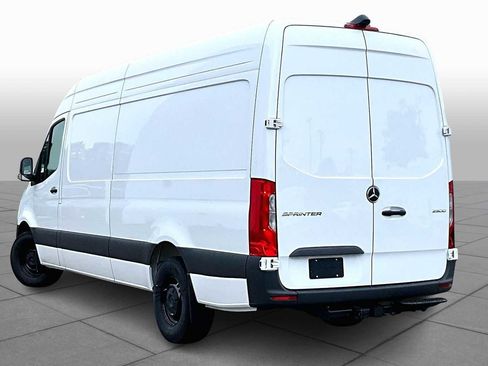 New 2025 Mercedes-Benz Sprinter 2500 image 4