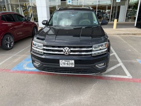 Used 2019 Volkswagen Atlas SEL Premium AWD/4WD image 2