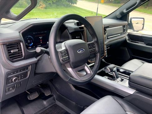 Used 2022 Ford F150 Lightning Lariat w/ Equipment Group 511A High AWD/4WD image 15