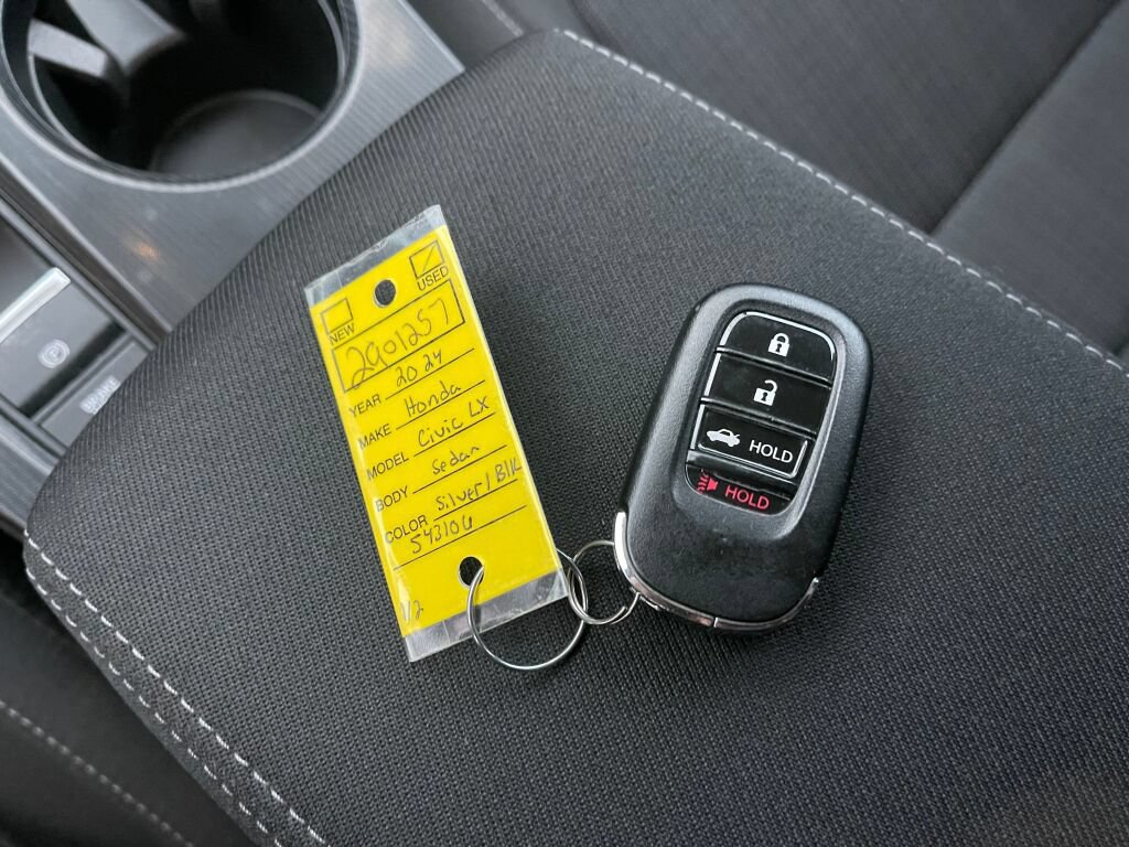 Used 2024 Honda Civic LX image 4