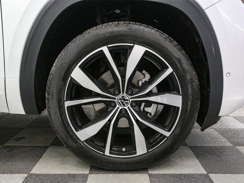 New 2026 Volkswagen Atlas SEL Premium R-Line AWD/4WD image 13