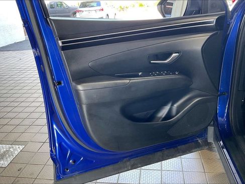Used 2024 Hyundai Tucson SEL FWD image 2