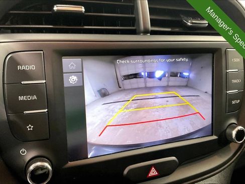 Used 2025 Kia Soul LX w/ LX Technology Package FWD image 27