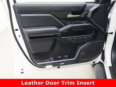 Certified 2025 Toyota 4Runner Limited image 12