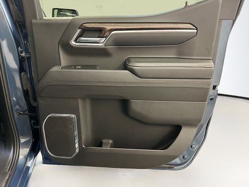 Used 2024 GMC Sierra 1500 Elevation image 31