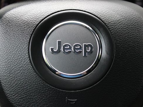 Used 2022 Jeep Cherokee Latitude Lux AWD/4WD image 33
