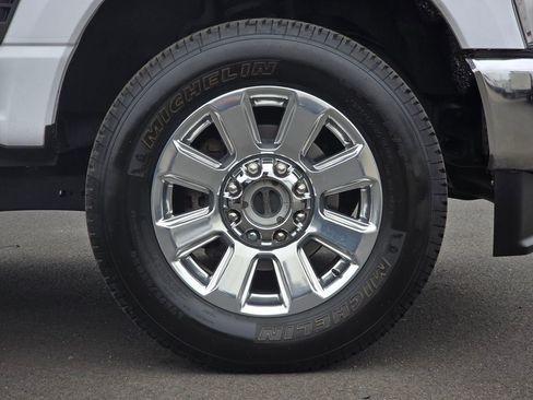 Used 2023 Ford F350 XLT image 9