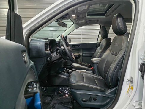 Used 2025 Ford Maverick Lobo image 15