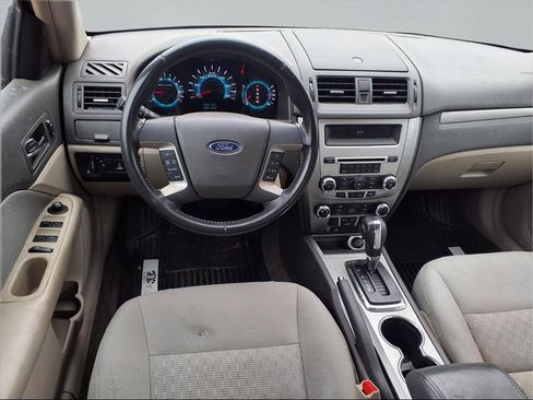 Used 2012 Ford Fusion SE image 8