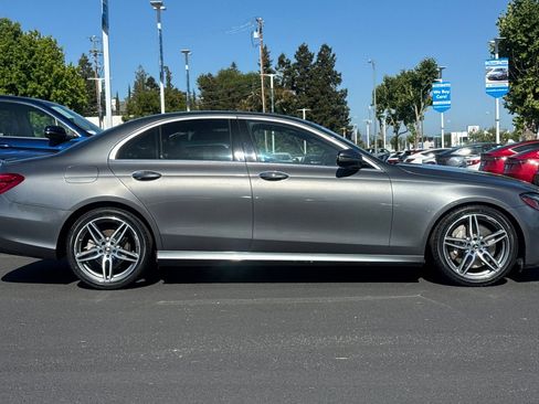 Used 2020 Mercedes-Benz E 350 Sedan image 7