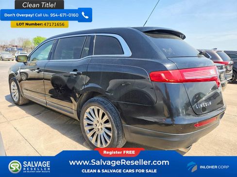 Used 2013 Lincoln MKT AWD image 3