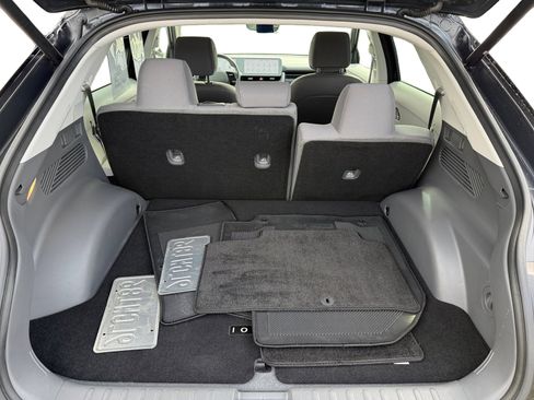 Certified 2024 Hyundai Ioniq 5 SEL image 17