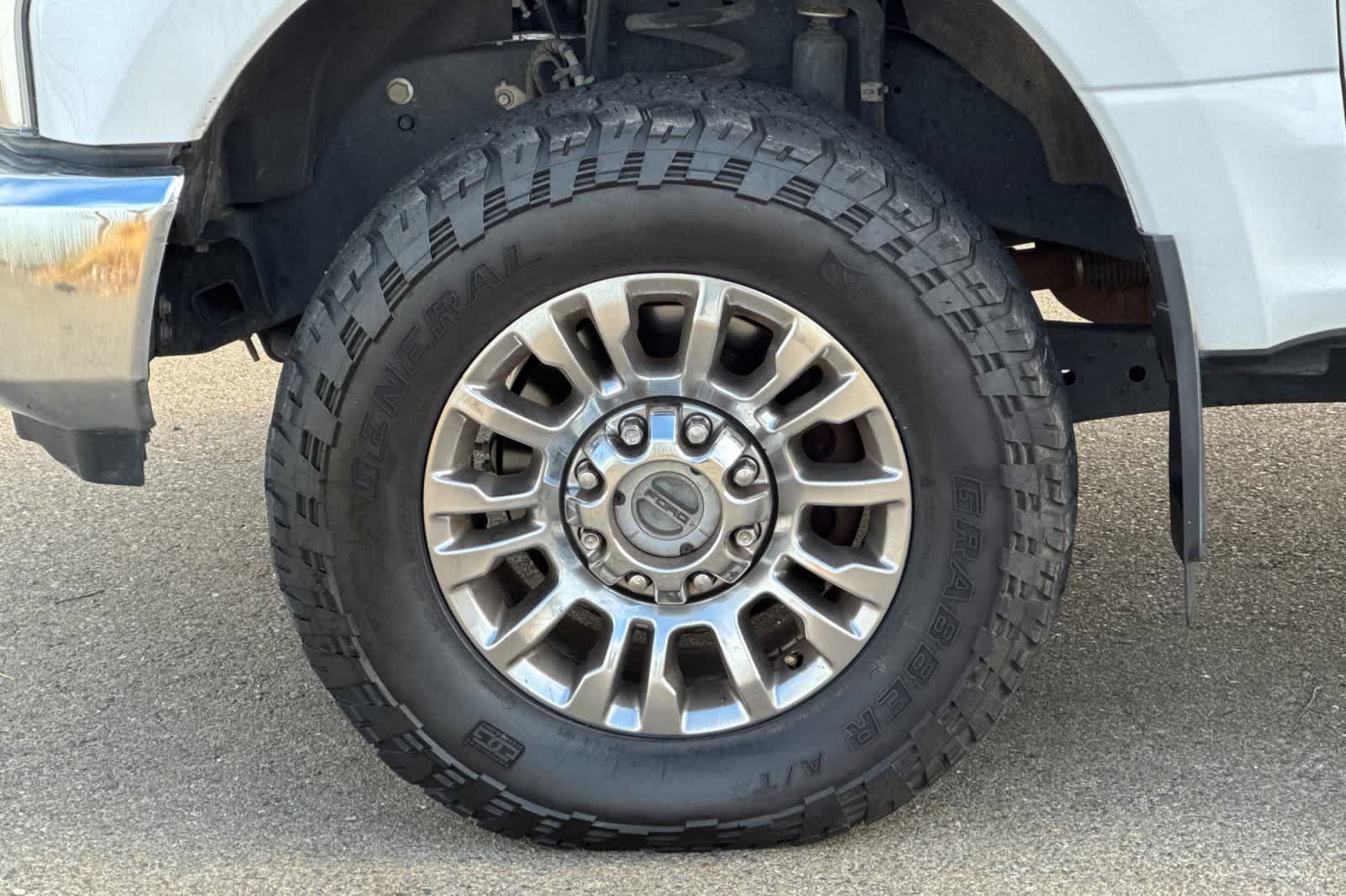 Used 2021 Ford F250 XLT w/ XLT Premium Package AWD/4WD image 12