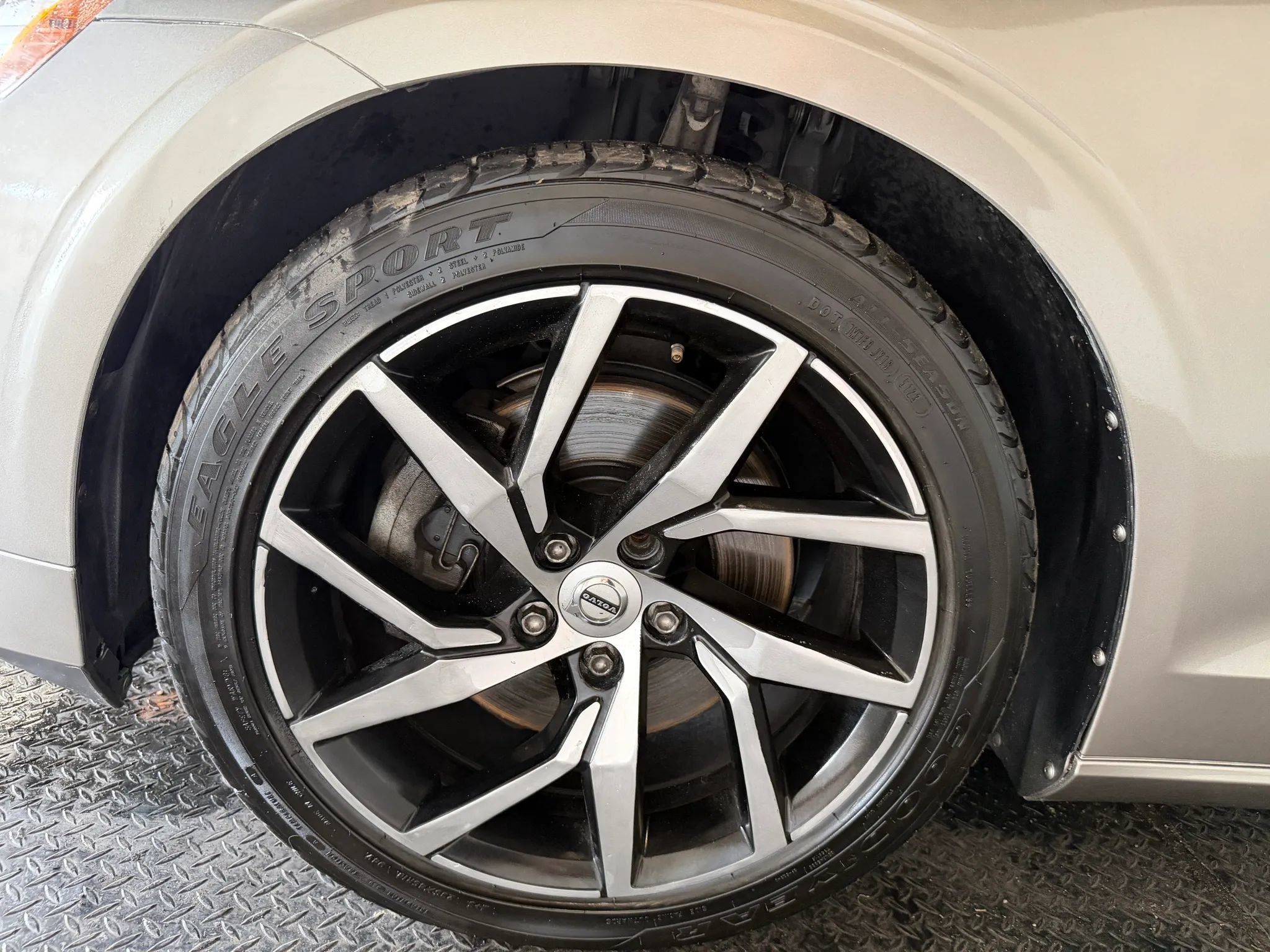 Used 2019 Volvo S60 T5 Momentum w/ Premium Package FWD image 38