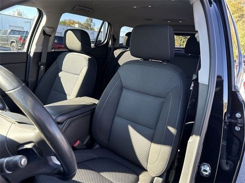 Used 2023 GMC Acadia SLE w/ Driver Convenience Package image 19