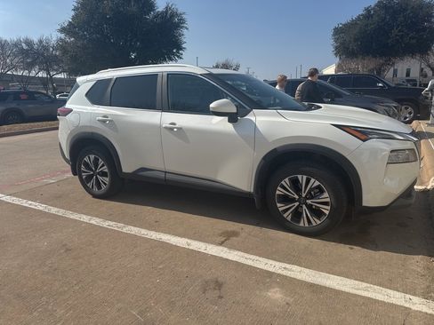 Certified 2023 Nissan Rogue SV w/ SV Premium B Package image 5