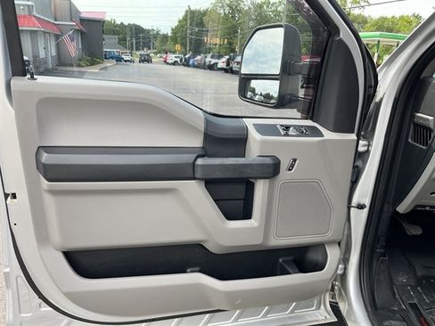 Used 2017 Ford F350 XL AWD/4WD image 16