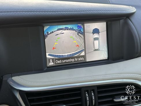 Used 2019 INFINITI QX30 w/ Cargo Package image 17