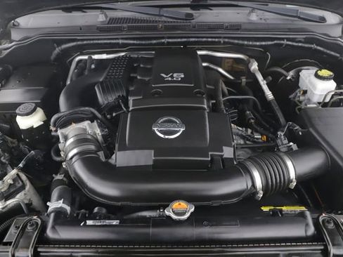 Used 2019 Nissan Frontier SV w/ Value Truck Package image 15