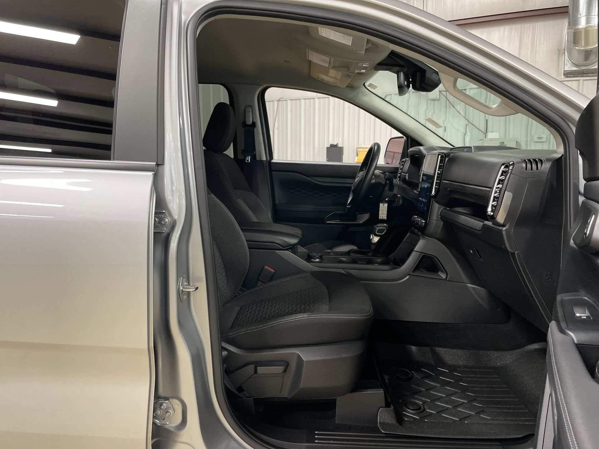 Used 2024 Ford Ranger XLT w/ FX4 Off-Road Package AWD/4WD image 27