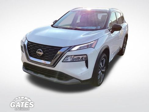 Used 2023 Nissan Rogue SL w/ SL Premium Package FWD image 6