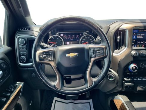 Used 2022 Chevrolet Silverado 2500 High Country w/ LPO, Hitch Package AWD/4WD image 13