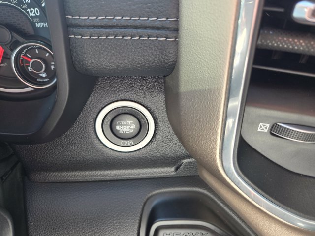 Used 2022 RAM 2500 Laramie AWD/4WD image 23