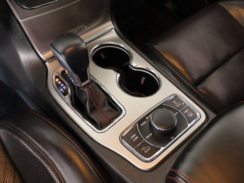 Used 2018 Jeep Grand Cherokee Trailhawk w/ Trailhawk Luxury Group image 9