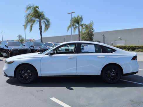 Used 2025 Honda Accord SE image 7