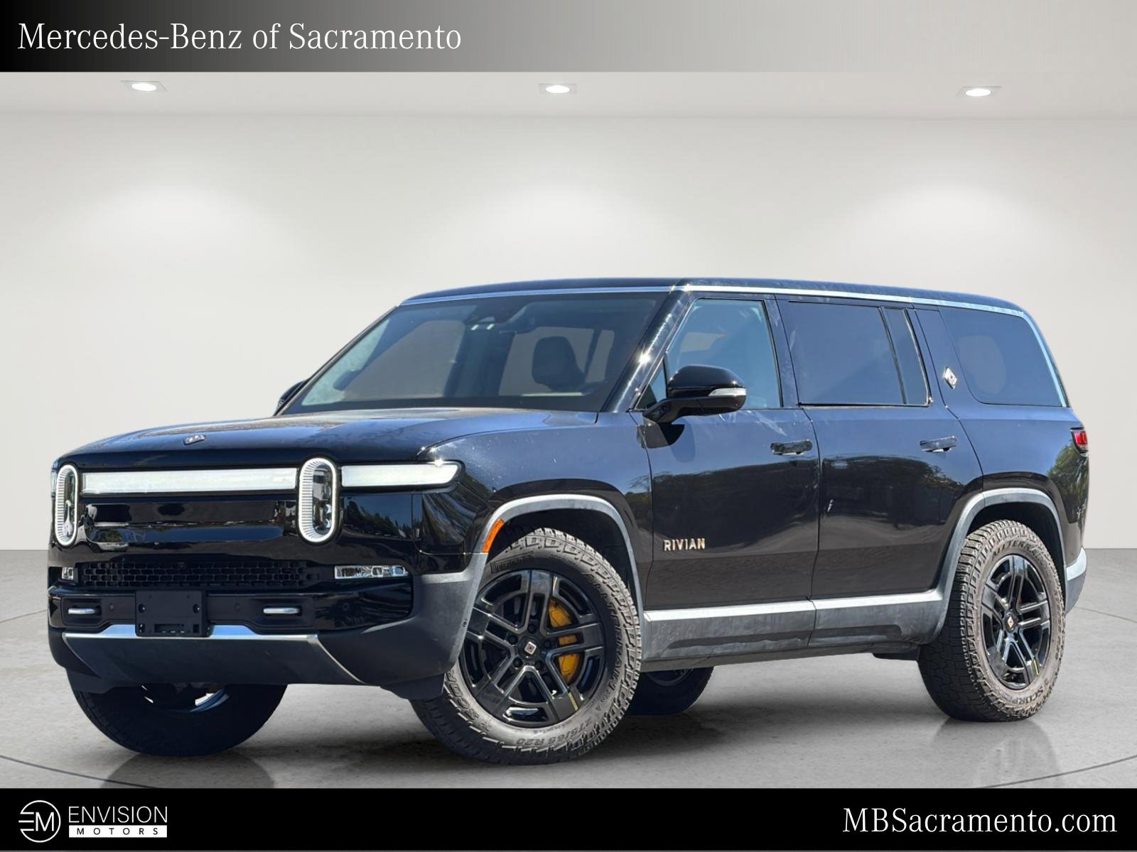 Used 2023 Rivian R1S Adventure Quad AWD/4WD image 1