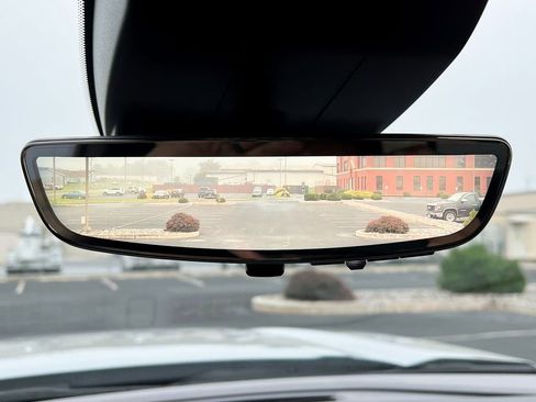 Used 2024 Chevrolet Silverado 1500 ZR2 w/ Technology Package image 8