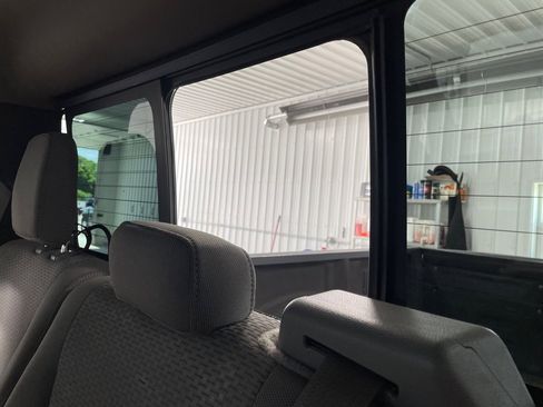 Used 2017 Ford F150 XLT w/ Equipment Group 302A Luxury image 16